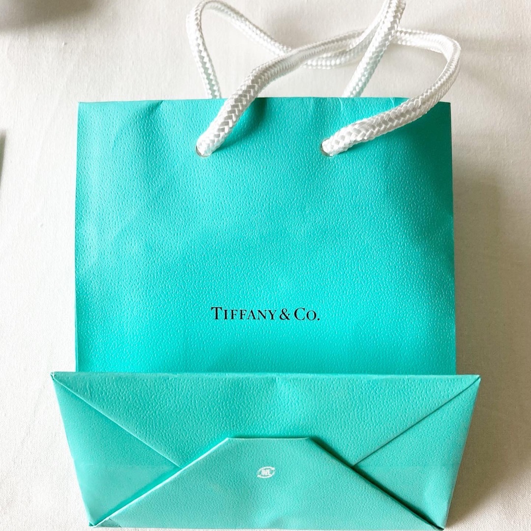 Tiffany & Co.(ティファニー)のTIFFANYショッパー レディースのバッグ(ショップ袋)の商品写真