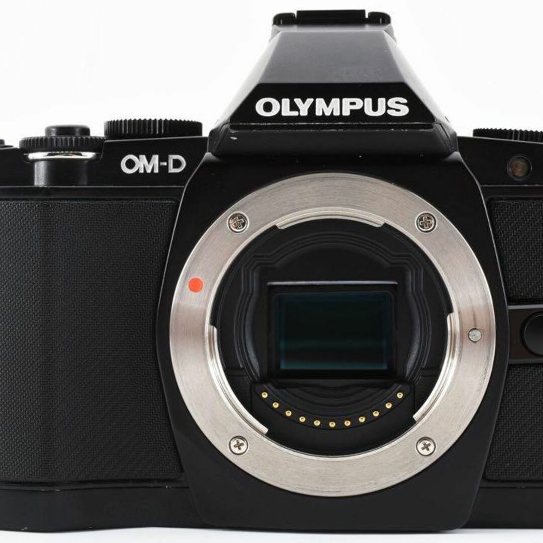 OLYMPUS(オリンパス)のOLYMPUS OM-D E-M5 小型ミラーレスカメラ スマホ/家電/カメラのカメラ(ミラーレス一眼)の商品写真