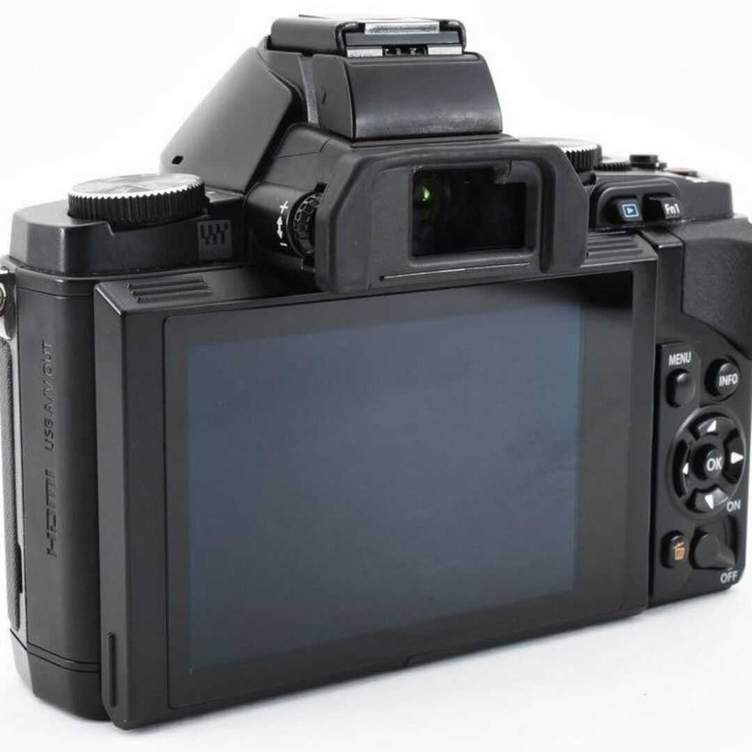 OLYMPUS(オリンパス)のOLYMPUS OM-D E-M5 小型ミラーレスカメラ スマホ/家電/カメラのカメラ(ミラーレス一眼)の商品写真