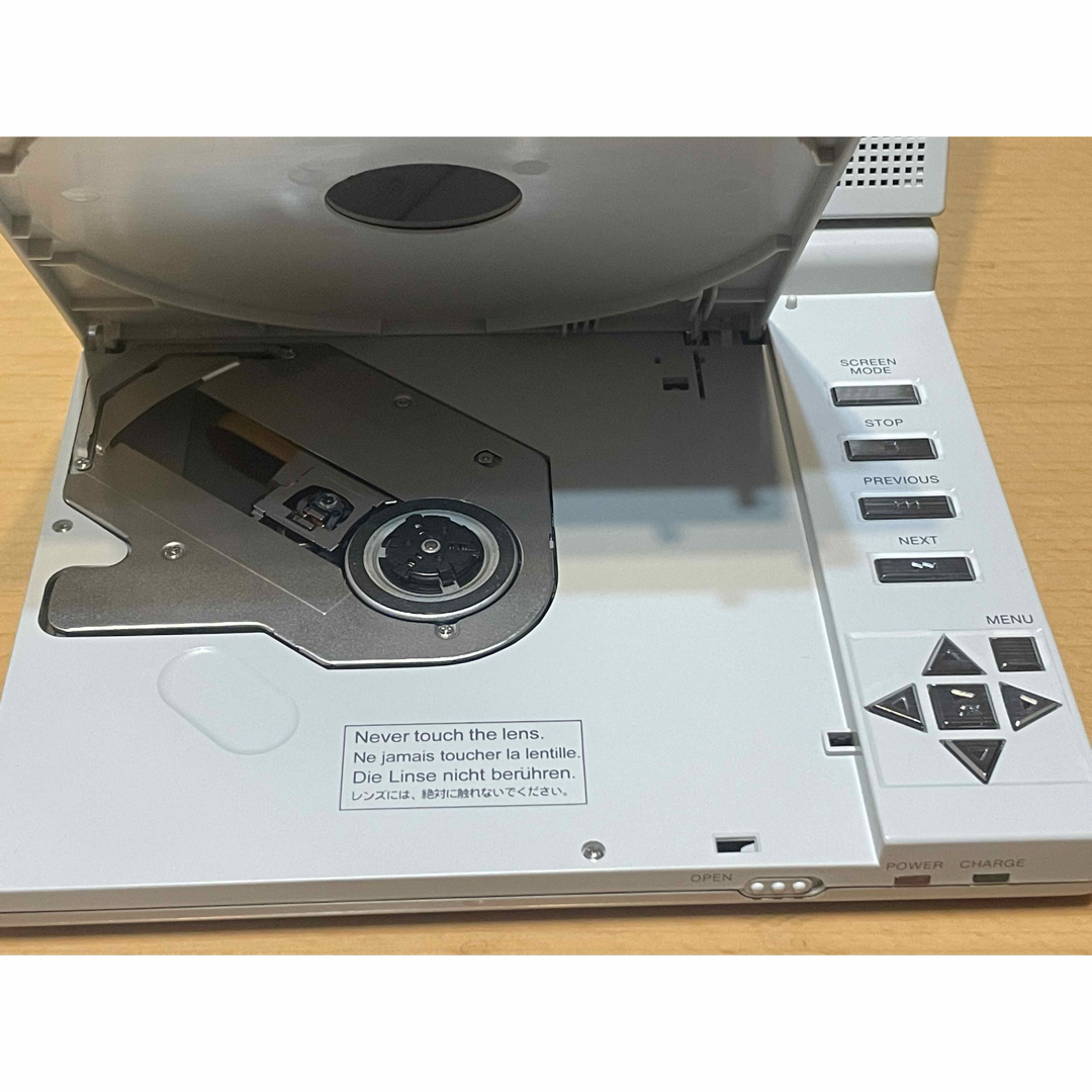 無印良品 ジャンク ポータブルDVDプレイヤー 直せる方や部品どり 無印良品 ジャンク ポータブルDVDプレイヤー 直せる方や部品どり
