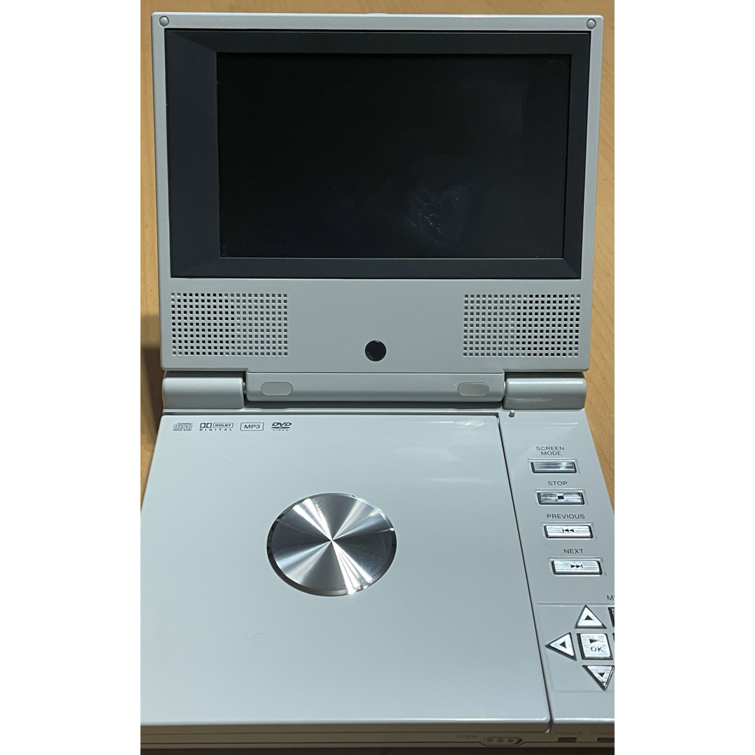 無印良品 ジャンク ポータブルDVDプレイヤー 直せる方や部品どり 無印良品 ジャンク ポータブルDVDプレイヤー 直せる方や部品どり
