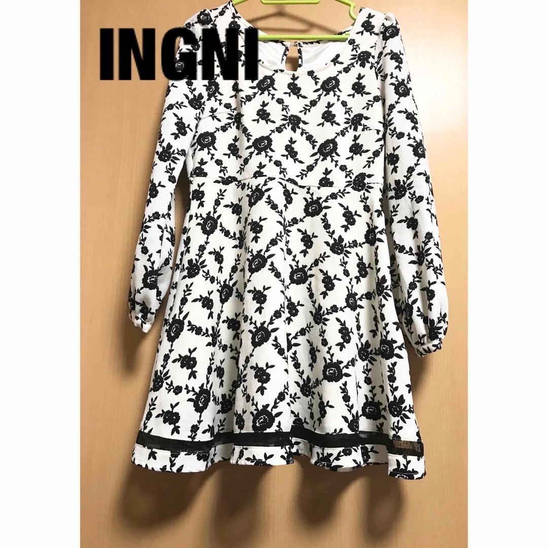 INGNI(イング)のINGNI花柄ワンピース レディースのワンピース(ミニワンピース)の商品写真