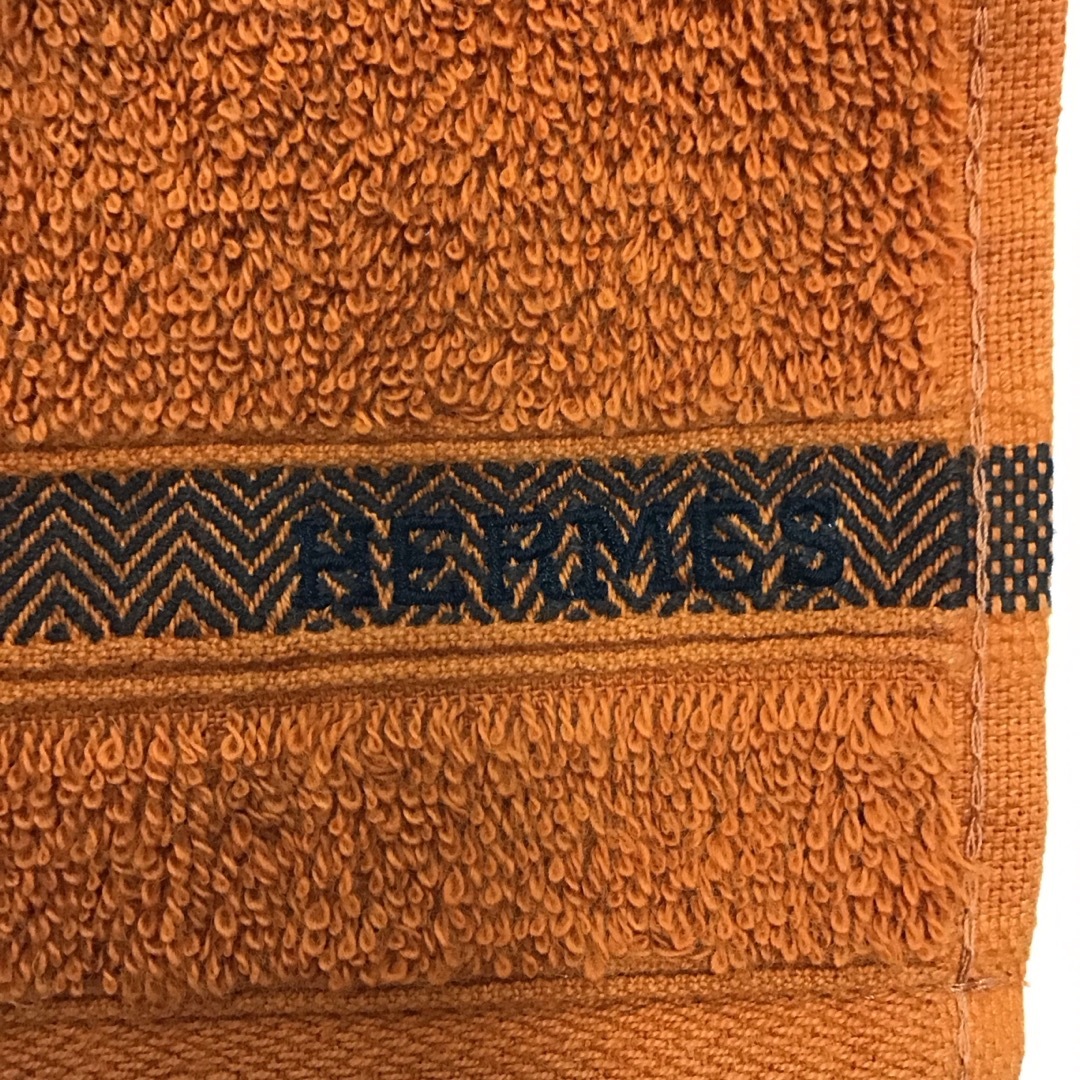 Hermes(エルメス)のHERMESエルメスハンドタオルタグ付き　KB2397 レディースのファッション小物(ハンカチ)の商品写真