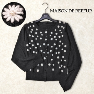 メゾンドリーファー(Maison de Reefur)のメゾンドリーファー ✿ 花刺繍 ニット カーディガン 38 黒 アンゴラ 長袖(カーディガン)