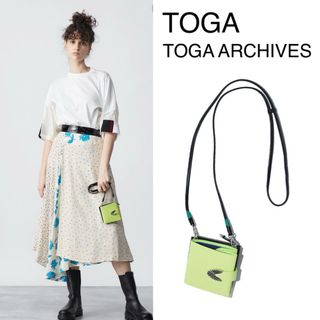 トーガ(TOGA)の新品 定価3.5万円 TOGA ショルダーウォレット TZ31-AG942(財布)