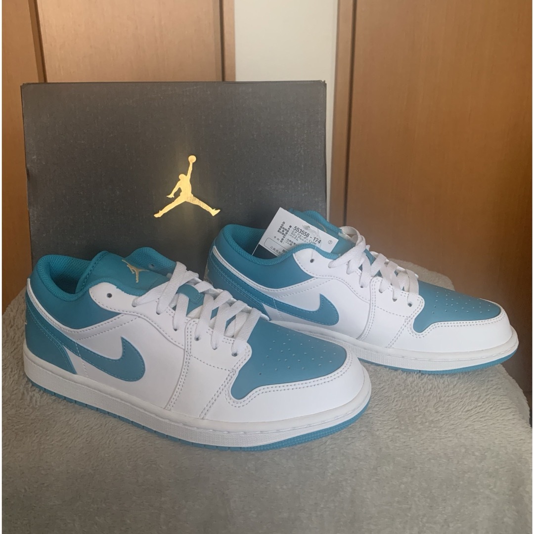 Jordan Brand（NIKE）(ジョーダン)の新品　NIKE AIR JORDAN 1Low "アクアトーン" 26.5cm メンズの靴/シューズ(スニーカー)の商品写真