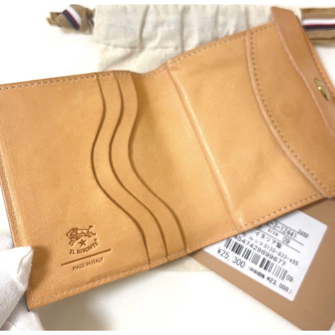 IL BISONTE(イルビゾンテ)のイルビゾンテ  星　型押し　スターエンボスド　二つ折り　薄型　財布　ブラック レディースのファッション小物(財布)の商品写真