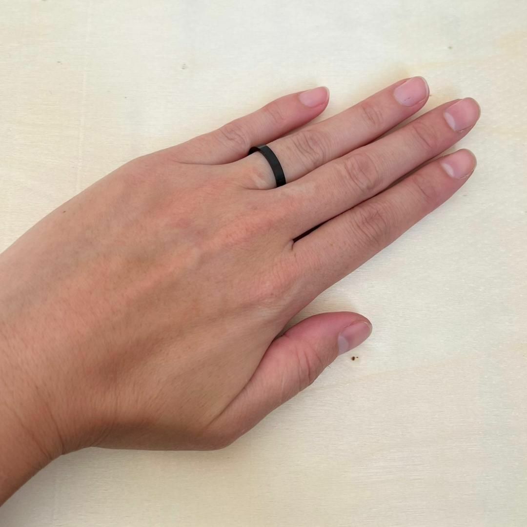 アレルギー対応◎3mm平打ちブラックリング　指輪　ピンキーリング レディースのアクセサリー(リング(指輪))の商品写真