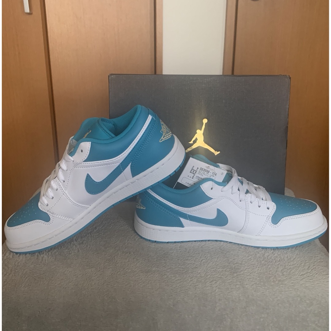 Jordan Brand（NIKE）(ジョーダン)の新品　NIKE AIR JORDAN 1Low "アクアトーン" 27.0cm メンズの靴/シューズ(スニーカー)の商品写真