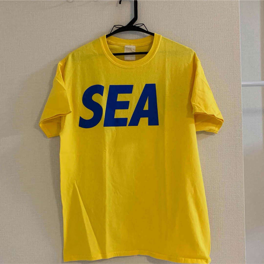 WIND AND SEA(ウィンダンシー)のWIND AND SEA　ウィンダンシー　Tシャツ　黄色 メンズのトップス(Tシャツ/カットソー(半袖/袖なし))の商品写真