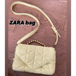 ザラ(ZARA)のZARA  バッグ　(ショルダーバッグ)