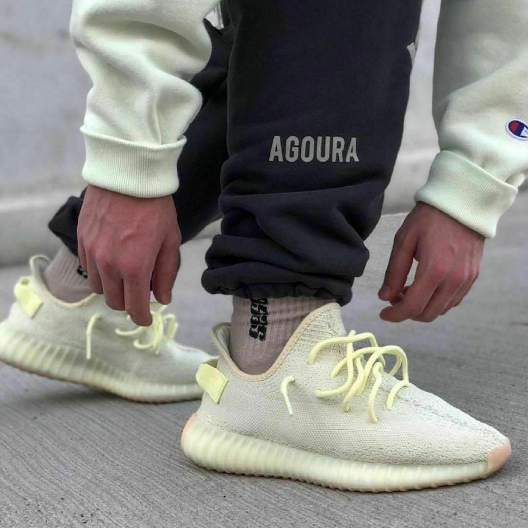 YEEZY（adidas）(イージー)のYEEZY BOOST 350 V2 BUTTER 　28.5CM 10.5US メンズの靴/シューズ(スニーカー)の商品写真