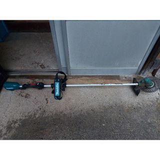 マキタ(Makita)のマキタ　MUR１９０LDZ　バッテリー付(その他)