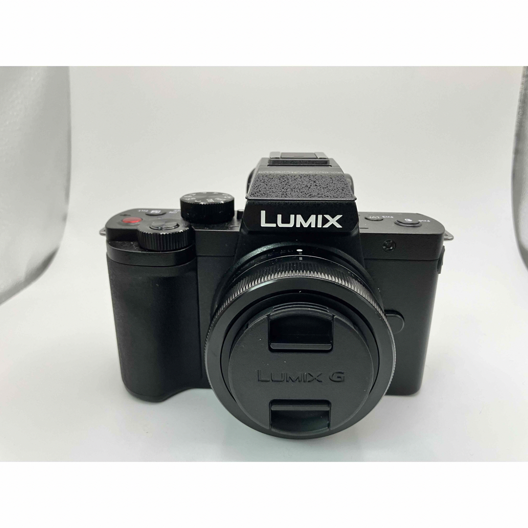 Panasonic(パナソニック)のパナソニック　LUMIX DC-G100 スマホ/家電/カメラのカメラ(コンパクトデジタルカメラ)の商品写真