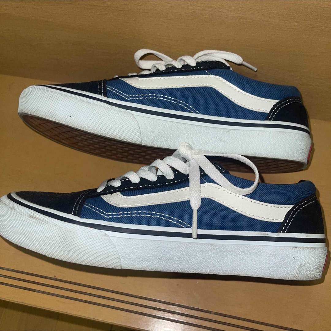 VANS(ヴァンズ)のvans オールドスクール　24 レディースの靴/シューズ(スニーカー)の商品写真