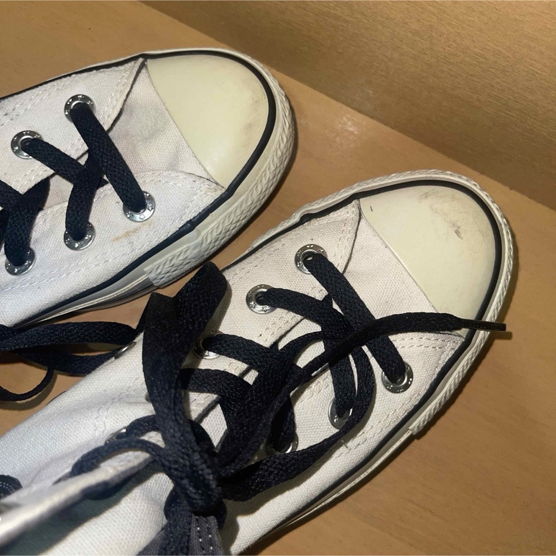 converse スタッズ付き　ハイカット　24.5 レディースの靴/シューズ(スニーカー)の商品写真