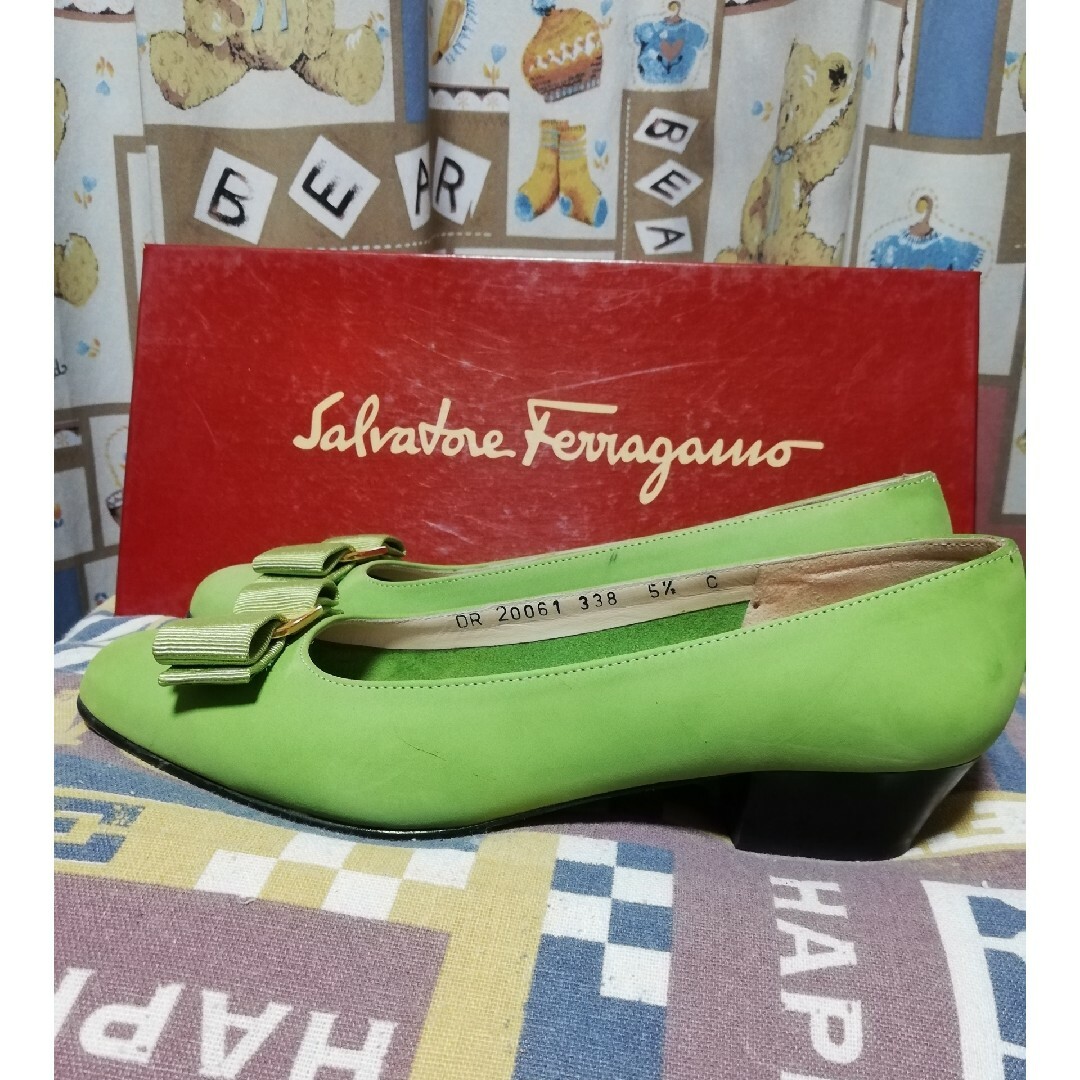 Salvatore Ferragamo(サルヴァトーレフェラガモ)のsale☆サルヴァトーレ フェラガモ ヴァラリボン♡ハイヒール/パンプス レディースの靴/シューズ(ハイヒール/パンプス)の商品写真