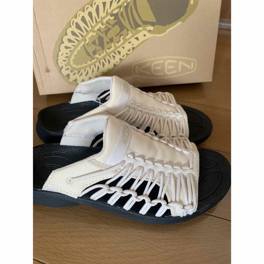 KEEN(キーン)の新品　KEENサンダル レディースの靴/シューズ(サンダル)の商品写真