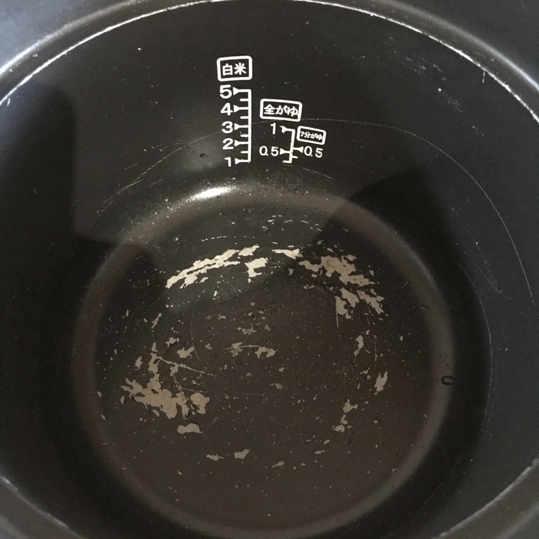 Rinnai(リンナイ)のリンナイ 炊飯鍋（5合）ガラス蓋 中古品 インテリア/住まい/日用品のキッチン/食器(鍋/フライパン)の商品写真