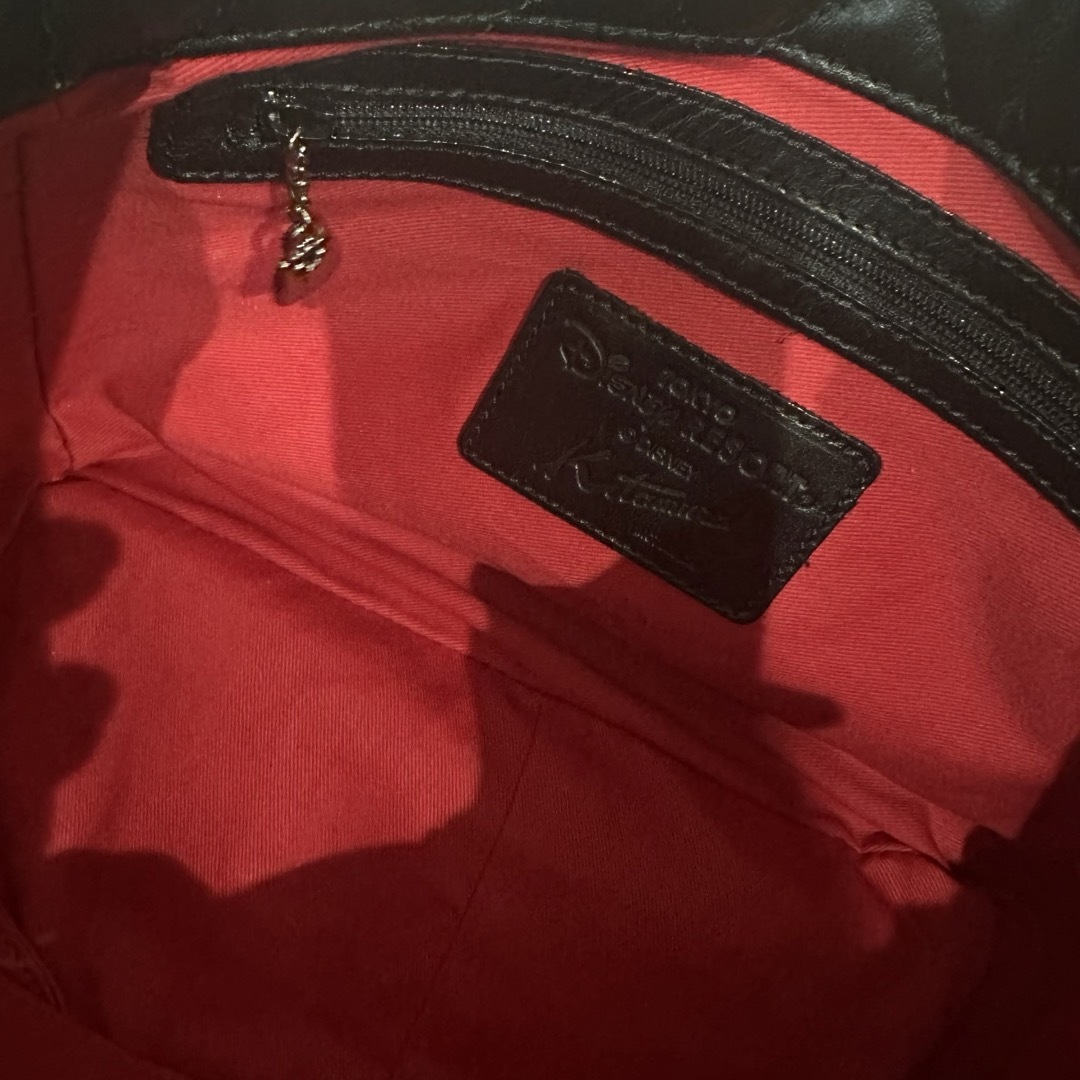 Kitamura(キタムラ)の限定Kitamura×Disneyコラボミッキー キルティングチャーム付バッグ レディースのバッグ(トートバッグ)の商品写真