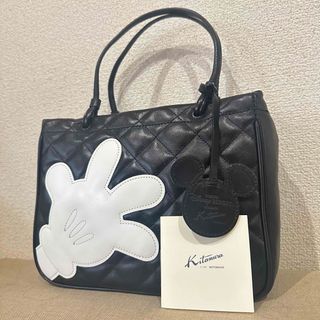 キタムラ(Kitamura)の限定Kitamura×Disneyコラボミッキー キルティングチャーム付バッグ(トートバッグ)