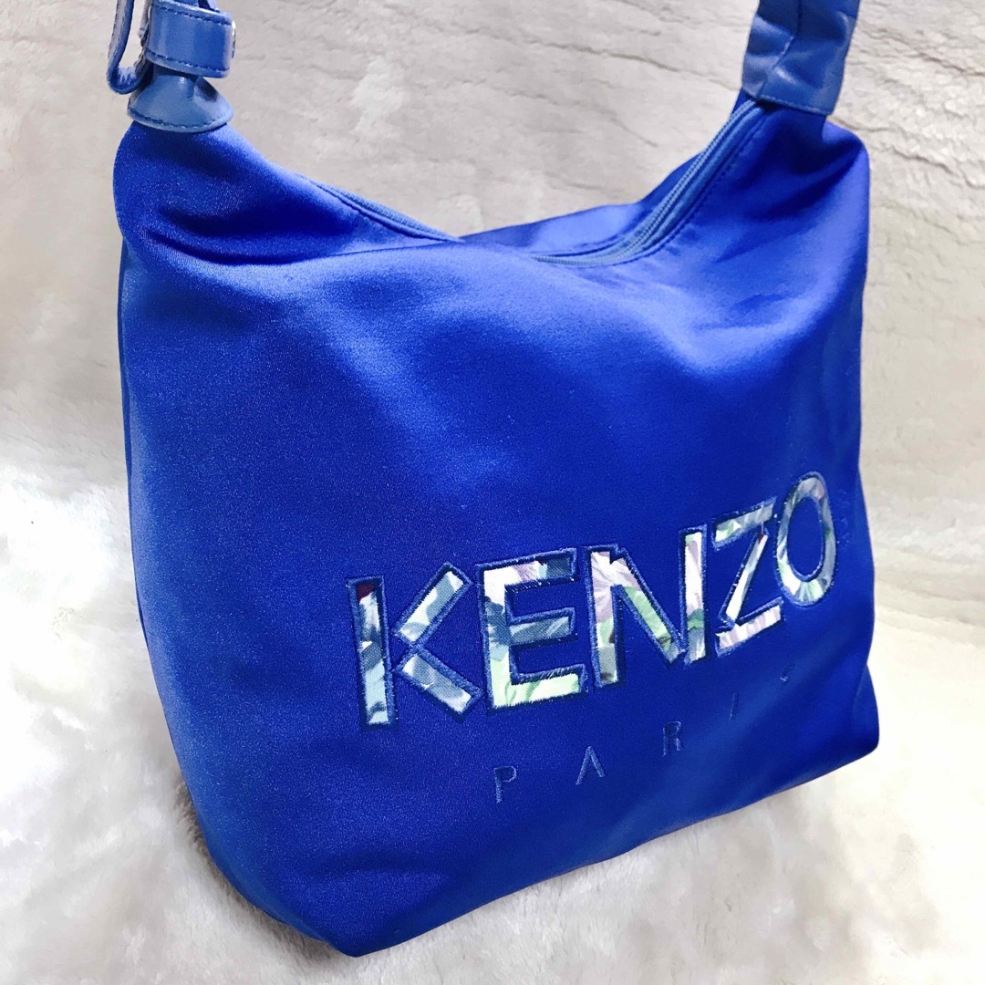 KENZO(ケンゾー)の美品 希少 KENZO ロゴ 大容量 ショルダーバッグ メッセンジャーバッグ レディースのバッグ(ショルダーバッグ)の商品写真