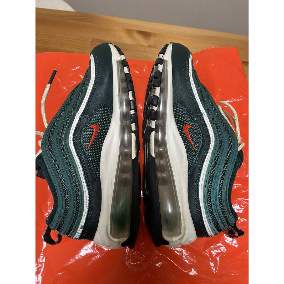 NIKE(ナイキ)のNIKE  AIR MAX 97 SE プロ グリーン／ピカンテ レッド レディースの靴/シューズ(スニーカー)の商品写真