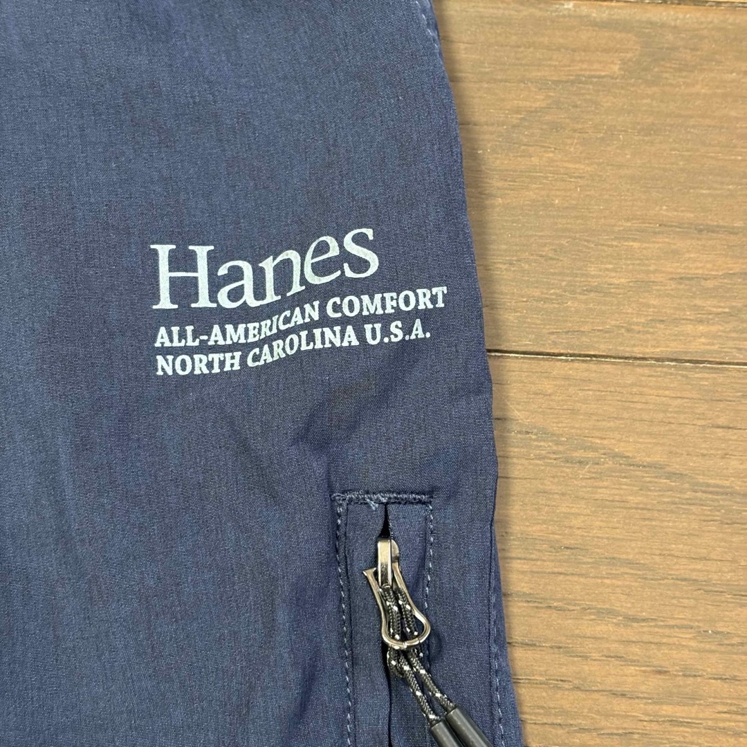 Hanes(ヘインズ)の【美品】Hanes ヘインズ♠︎レディース　トレーニングパンツ　ネイビー　M レディースのパンツ(ハーフパンツ)の商品写真