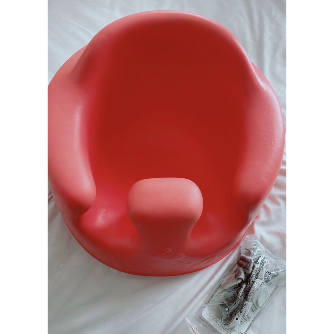 Bumbo(バンボ)の■未使用：バンボBumboコーラル■ キッズ/ベビー/マタニティのキッズ/ベビー/マタニティ その他(その他)の商品写真