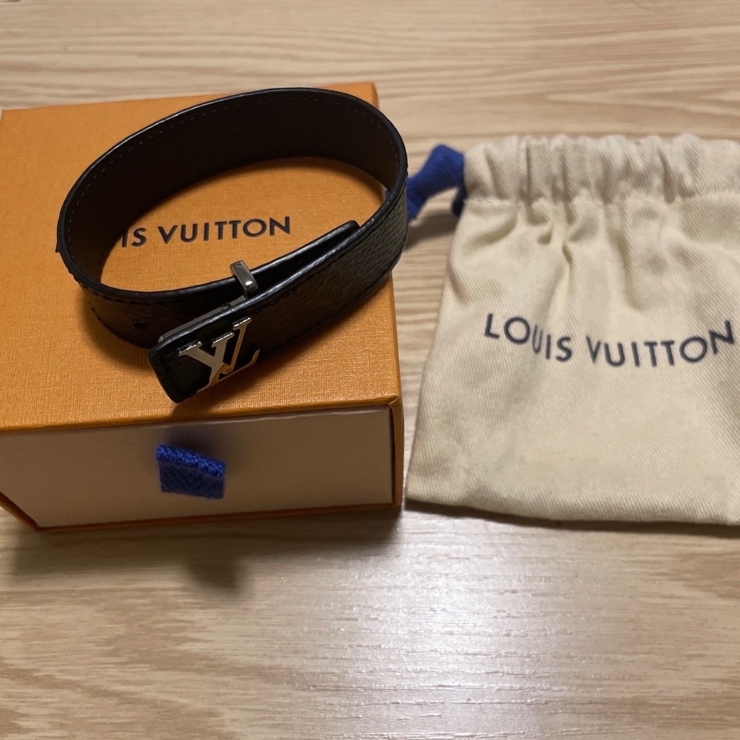 LOUIS VUITTON(ルイヴィトン)のブレスレット･LV スリム メンズのアクセサリー(ブレスレット)の商品写真