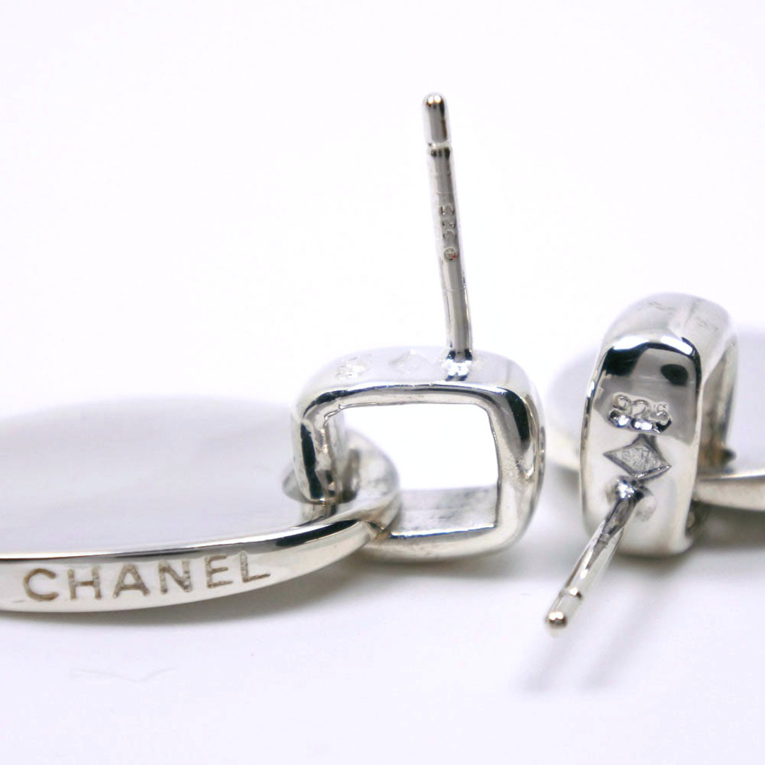 CHANEL(シャネル)の【CHANEL】シャネル ロゴプレート オーバル シルバー925 約8.1g レディース ピアス レディースのアクセサリー(ピアス)の商品写真