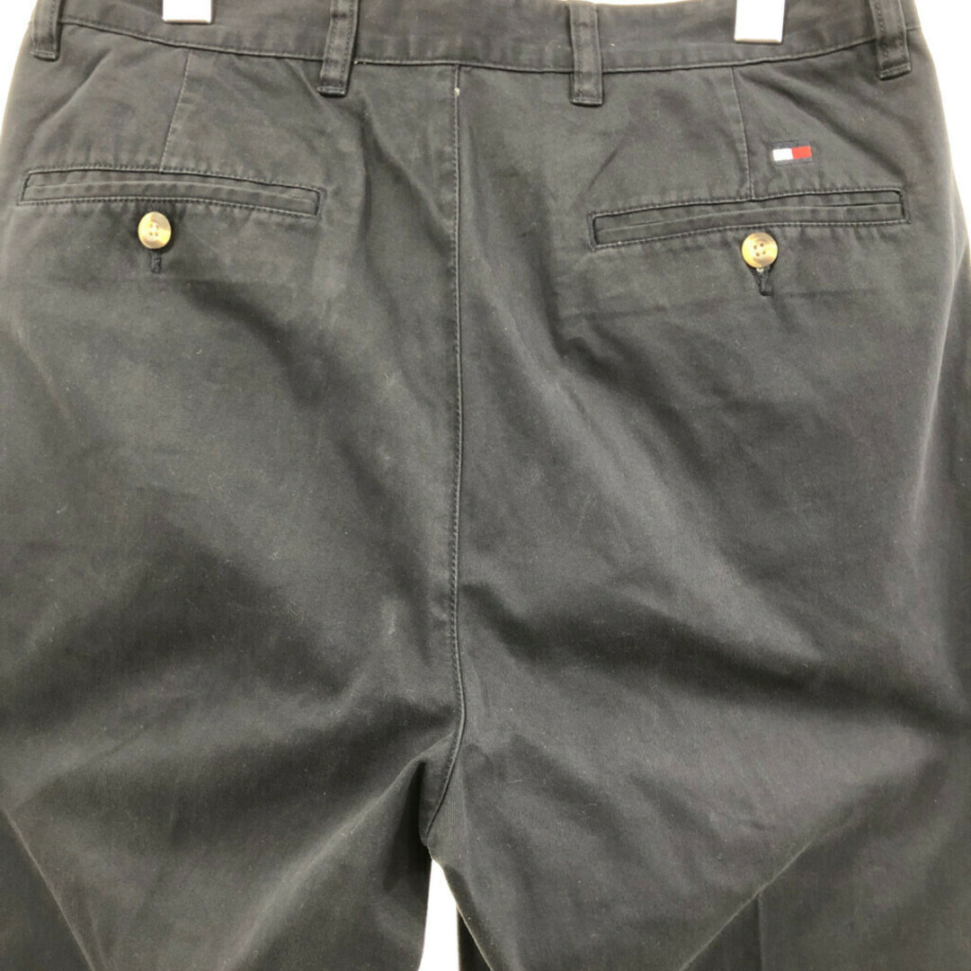 TOMMY HILFIGER(トミーヒルフィガー)のTOMMY HILFIGER トミーヒルフィガー 2タック チノパンツ ネイビー (メンズ 31/32) 中古 古着 Q2179 メンズのパンツ(その他)の商品写真