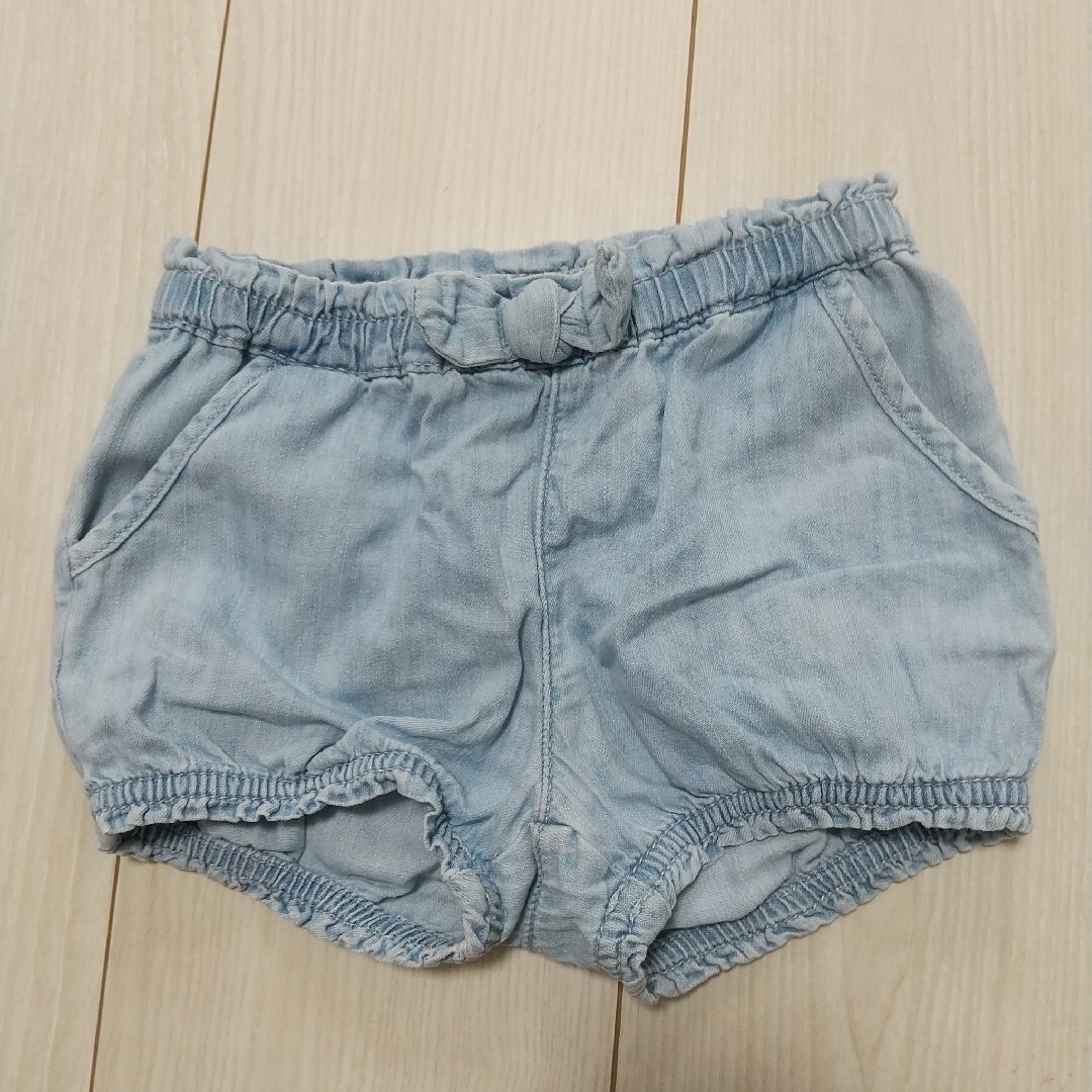 babyGAP(ベビーギャップ)のbaby GAP★12m-18m 80cm デニムショートパンツ キッズ/ベビー/マタニティのベビー服(~85cm)(パンツ)の商品写真