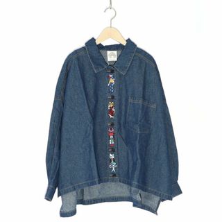 スカラー(ScoLar)のスカラー 141678：おしゃれネコ刺繍デニムシャツ(Tシャツ(長袖/七分))