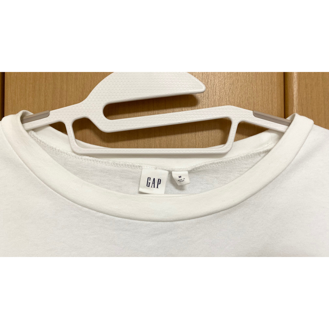 GAP(ギャップ)のGAP ロングTシャツ　ロンT 白　長袖　ユニセックス　 メンズのトップス(Tシャツ/カットソー(七分/長袖))の商品写真