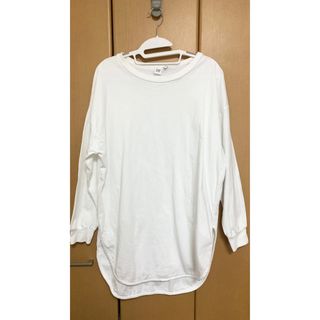 ギャップ(GAP)のGAP ロングTシャツ　ロンT 白　長袖　ユニセックス　(Tシャツ/カットソー(七分/長袖))