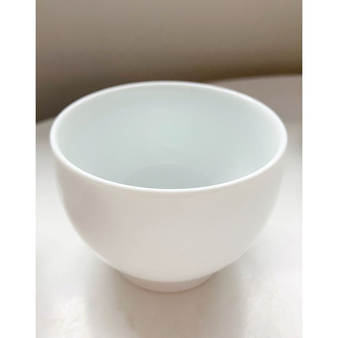 白山陶器(ハクサントウキ)の白山陶器　白色 湯呑み 小さめ　2個セット インテリア/住まい/日用品のキッチン/食器(食器)の商品写真
