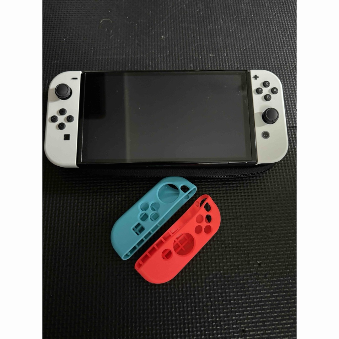 Nintendo Switch(ニンテンドースイッチ)のNintendo Switch 本体 有機ELモデル HEG-S-KABAA エンタメ/ホビーのゲームソフト/ゲーム機本体(家庭用ゲーム機本体)の商品写真