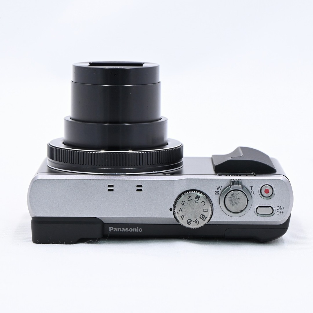 Panasonic(パナソニック)のPanasonic LUMIX DMC-TZ85-S シルバー スマホ/家電/カメラのカメラ(コンパクトデジタルカメラ)の商品写真