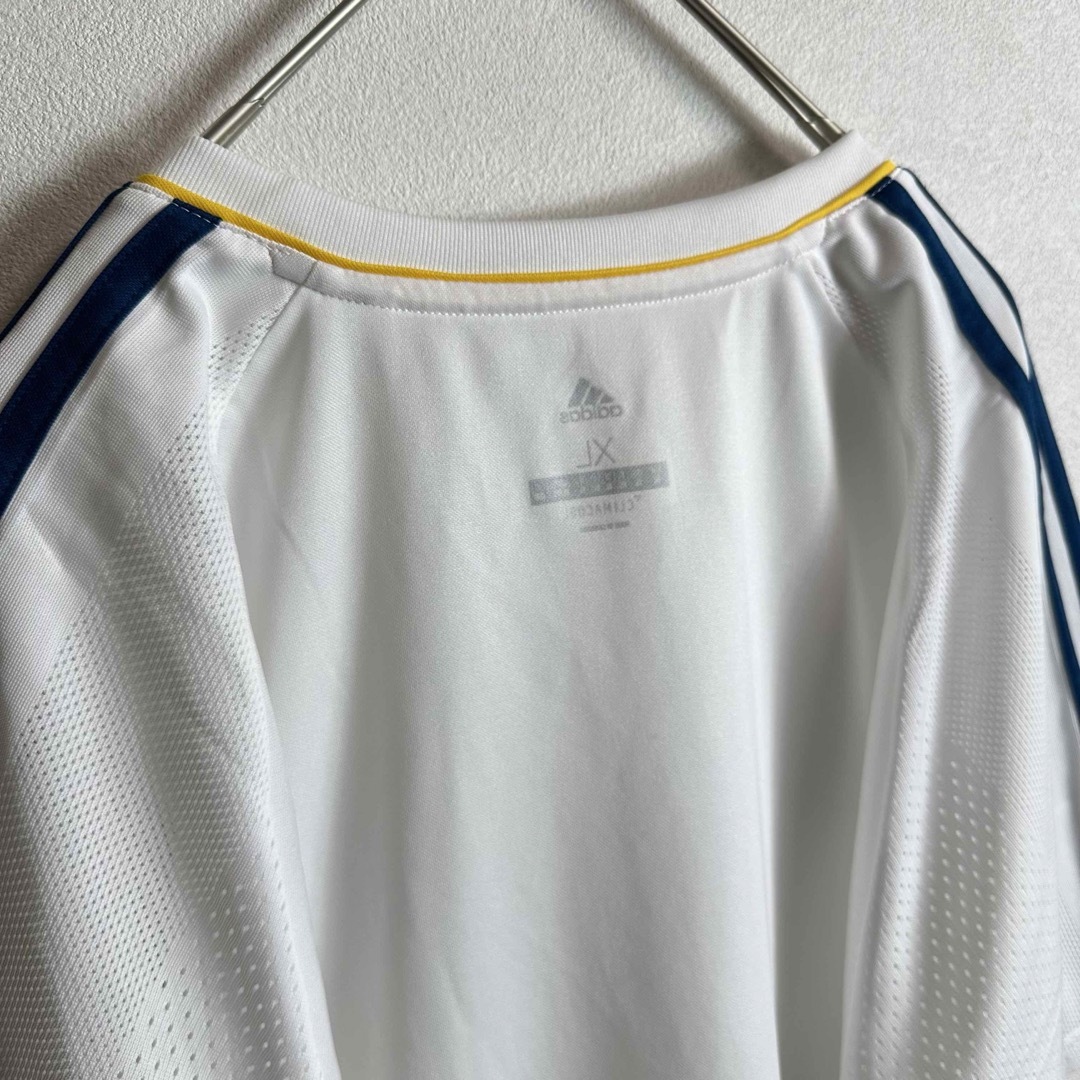 adidas(アディダス)のアディダス　XLサイズ　ユベントス　セリエA イタリア　ゲームシャツ　サッカー白 スポーツ/アウトドアのサッカー/フットサル(ウェア)の商品写真