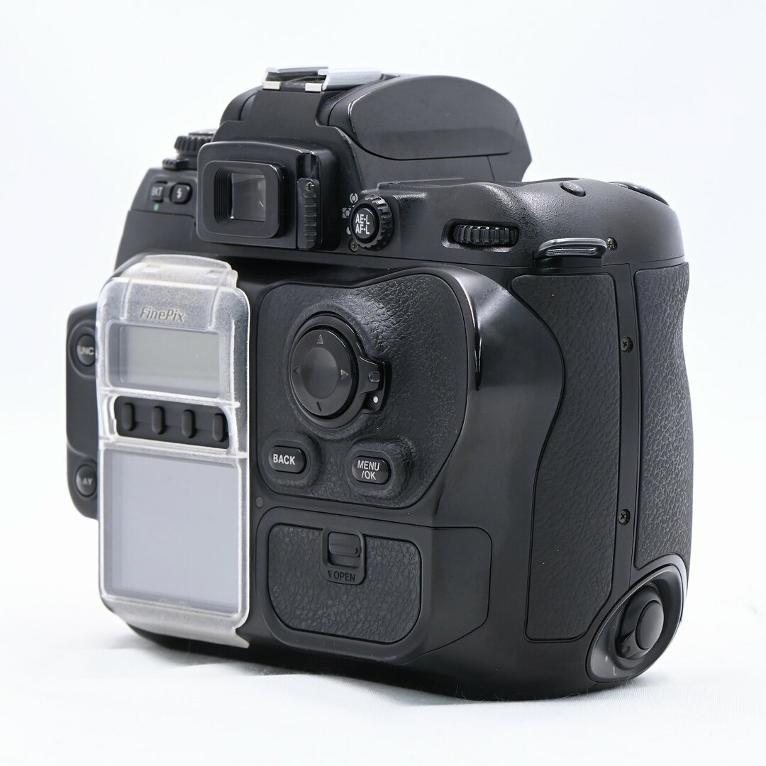 富士フイルム(フジフイルム)のFUJIFILM FinePix S3 Pro ボディ スマホ/家電/カメラのカメラ(デジタル一眼)の商品写真