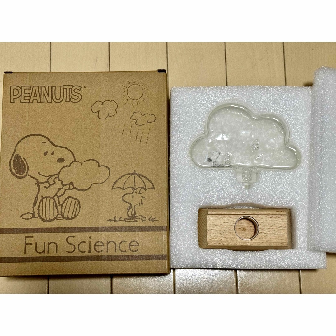 SNOOPY(スヌーピー)のスヌーピー　ストームグラスStorm Glass（箱あり） エンタメ/ホビーのおもちゃ/ぬいぐるみ(キャラクターグッズ)の商品写真