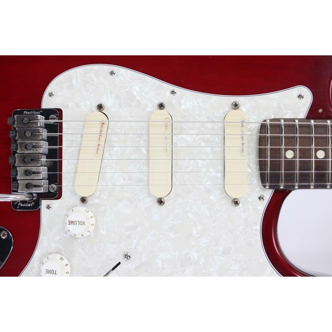 Fender(フェンダー)のＦＥＮＤＥＲ　ＤＥＬＵＸＥ　ＳＴＲＡＴＯＣＡＳＴＥＲ　ＰＬＵＳ 楽器のギター(エレキギター)の商品写真