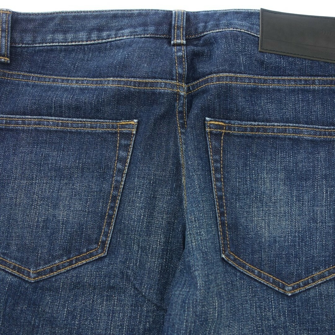 UNDERCOVER(アンダーカバー)のユニクロ × アンダーカバー デニムパンツ メンズ ブルー 29【AFB27】 メンズのパンツ(デニム/ジーンズ)の商品写真