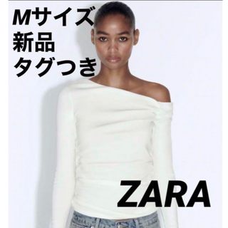 ザラ(ZARA)の【完売品】ZARA ギャザーTシャツ　白　Mサイズ　新品未使用タグつき(Tシャツ(長袖/七分))
