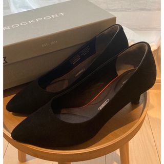 ROCKPORT - ROCKPORT 黒スエードパンプス　24cm 箱付き