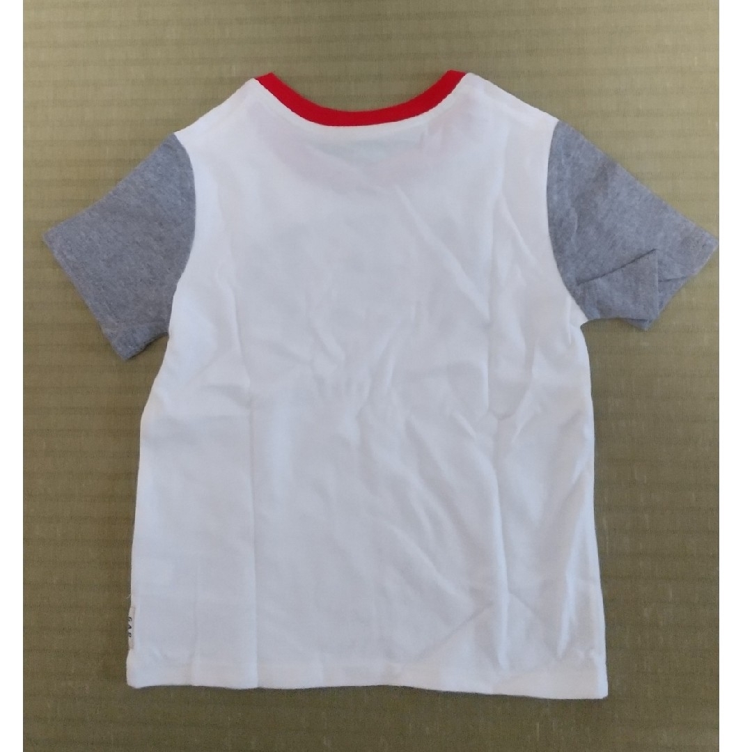 babyGAP(ベビーギャップ)の新品未使用 GAP 半袖Tシャツ ベビーギャップ 100 キッズ/ベビー/マタニティのキッズ服男の子用(90cm~)(Tシャツ/カットソー)の商品写真
