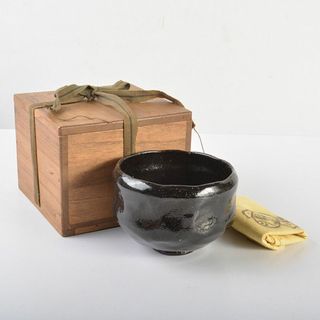 茶道具　芳幽斎　加藤石春作　黒楽茶碗　共箱　M　R6919(陶芸)