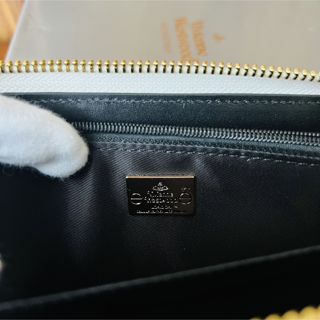 Vivienne Westwood(ヴィヴィアンウエストウッド)の【新品未使用】Vivienne Westwood/ヴィヴィアンウエスウッド長財布 レディースのファッション小物(財布)の商品写真