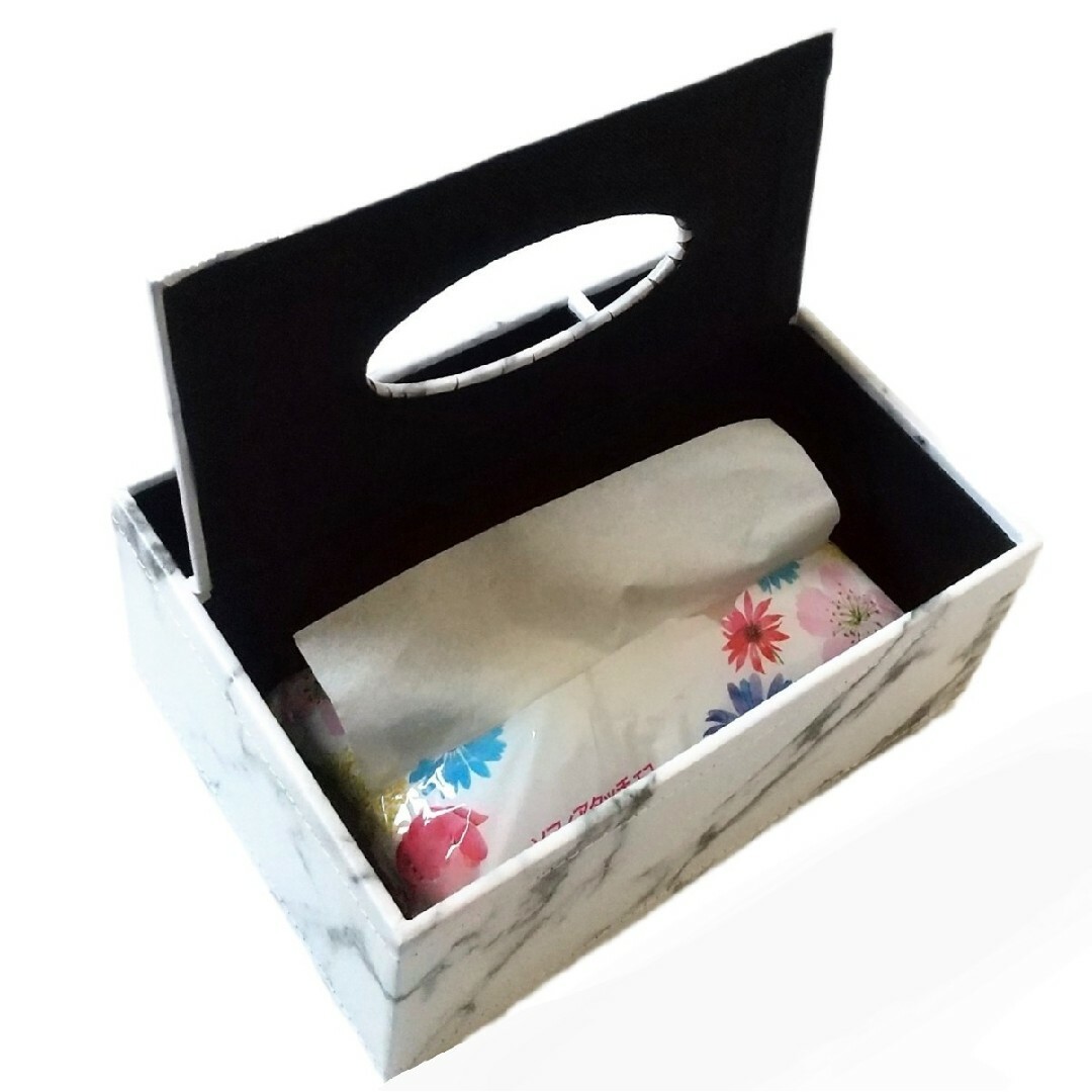 ティッシュケース 大理石柄 ティッシュボックス 小物入れ  防水 3箇所収納付き インテリア/住まい/日用品のインテリア小物(ティッシュボックス)の商品写真